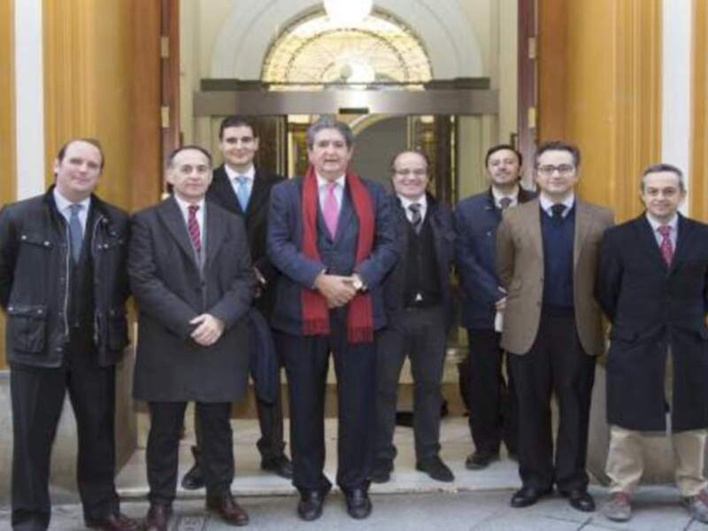 El Colegio de Abogado ha celebrado una Tertulia Solidaria sobre Derecho Concursal en beneficio de Andex y Aldeas Infantiles