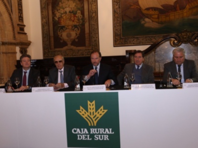 Encuentro de Caja Rural del Sur con clientes de organizaciones e instituciones andaluzas