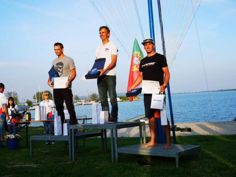 Podio para el Club Náutico Sevilla en el Europeo de Raceboard