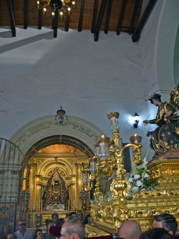Procesión matinal de San Gregorio de Osset por las calles ilipense para sus cultos anuales