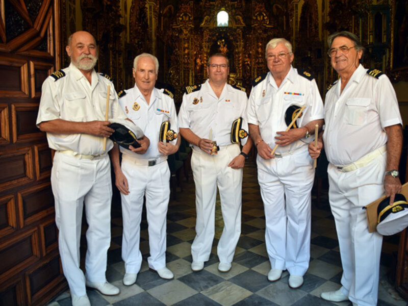 La Hermandad de Mareante del Sur rinde homenaje a la Virgen del Buen Aire