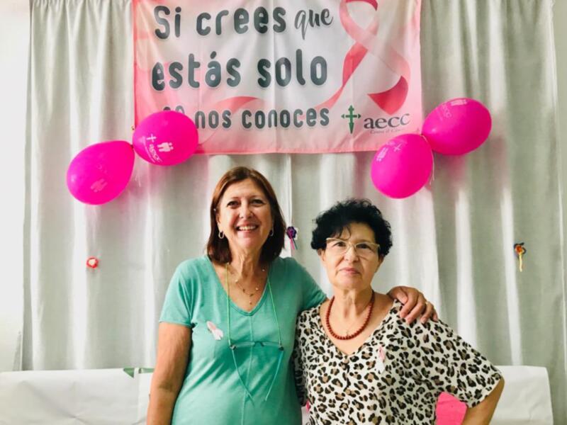 La Asociación Española Contra el Cáncer organiza actividades para conmemorar el día del Cáncer de Mama bajo el lema ‘Dando la cara por ti’