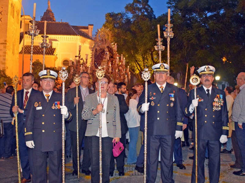 La manifestación religiosa del Rosario es de las más apreciadas por los sevillanos.