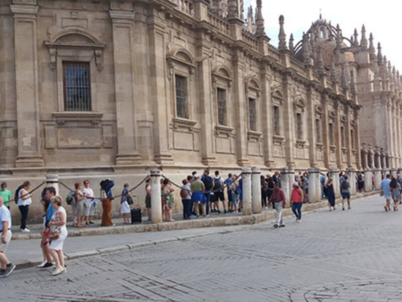 La tasa turística no les gusta a los turistas y no soluciona los problemas de gestión
