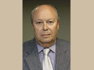 Luis Carlos Peris : "Hay que ver qué pedazo  de Pregón se perdió Sevilla con el  Padre Cué"