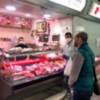 Reparto de mascarillas entre los detallistas de los mercados de abastos de Cádiz