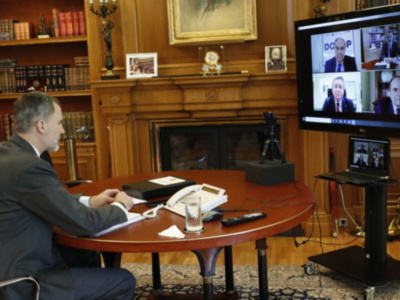 Esta mañana, el Rey Felipe VI ha mantenido una videoconferencia con el presidente de Dcoop, Antonio Luque,