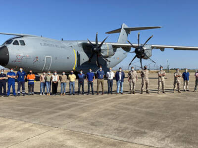 El pasado día 31 de agosto, la Maestranza Aérea de Sevilla finalizó la primera revisión ejecutada sobre un avión A400M del Ejército del Aire.