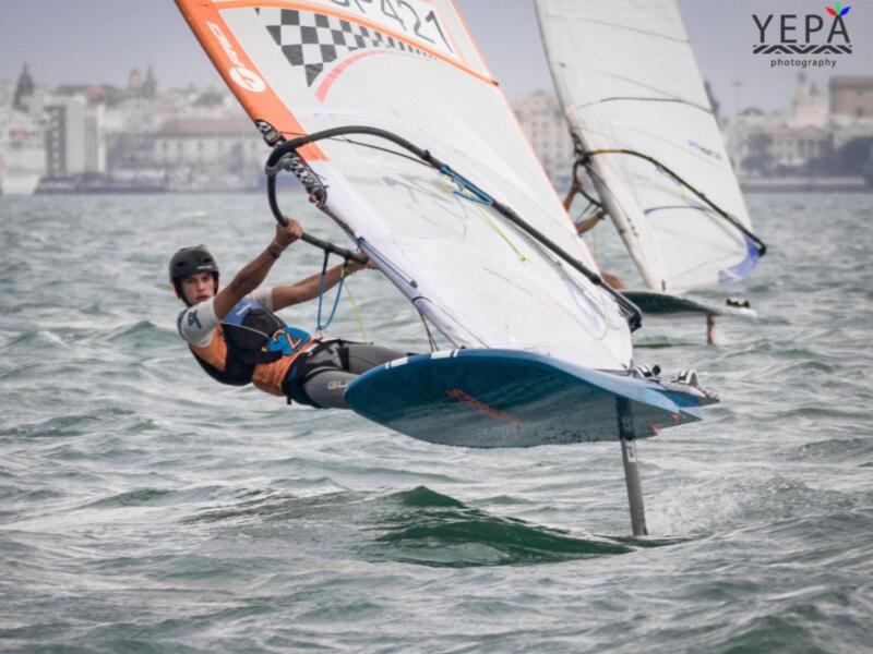 El Club Náutico, podio en el Campeonato de España de la clase iQFoil