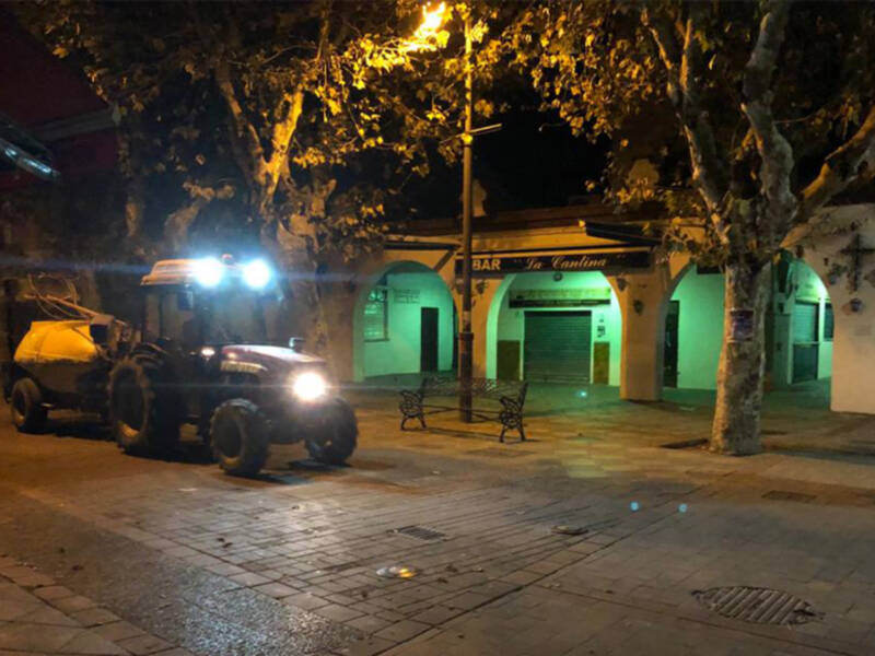 El Ayuntamiento de Chipiona tiene previsto continuar la próxima semana con las fumigaciones con tractores