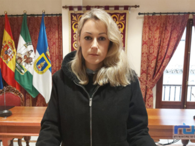 María Naval informa de las nuevas medidas en hostelería y comercio por la entrada en vigor de la Fase 4 Grado 1 en Chipiona 