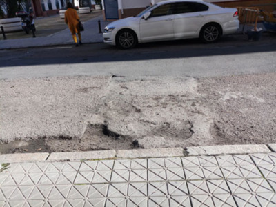 El deterioro de calzadas y acerados de Sevilla.
