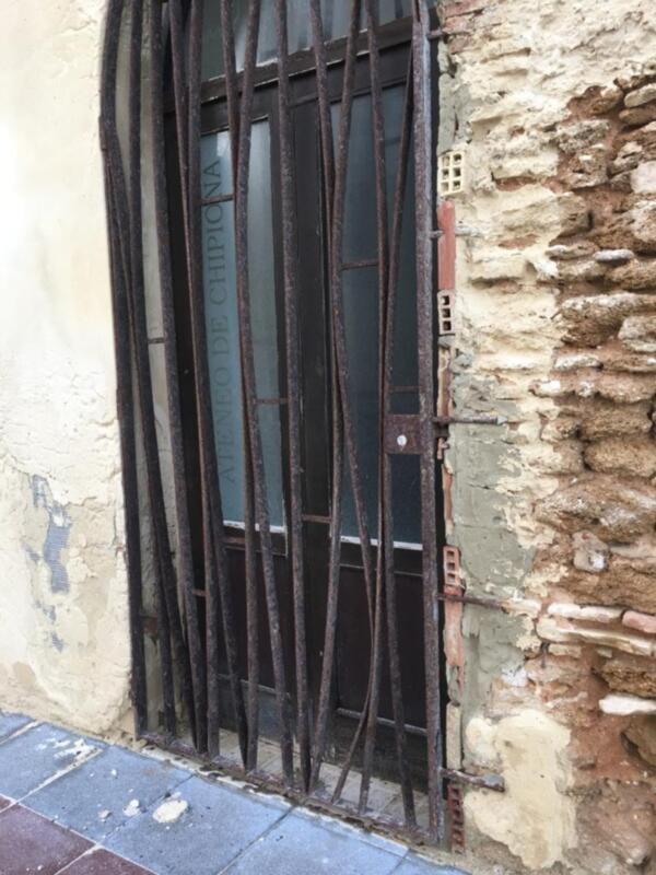Tano Guzmán anuncia el inicio del estudio de diagnóstico de la cimentación y la fachada del Castillo de Chipiona