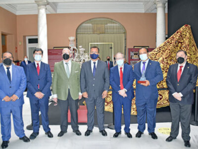 La Hermandad de Los Panaderos inauguró una exposición por el X Aniversario de la coronación canónica de María Santísima de Regla