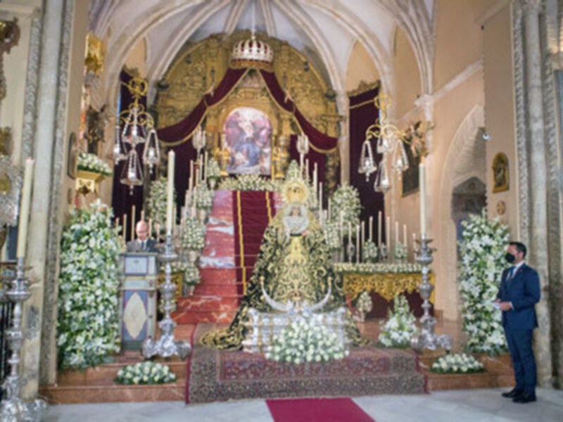 Acto de Veneración en la Hermandad de la Soledad de Alcalá del Río