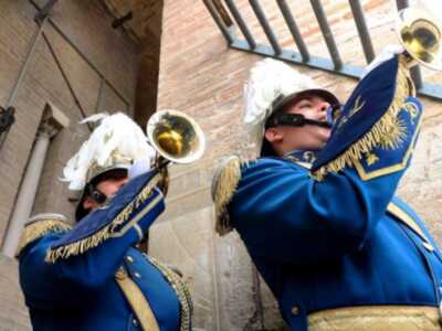 Suenan las estremecedoras "Lágrimas de San Pedro" desde la Giralda