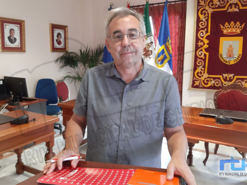 Pepe Mellado anuncia el inminente inicio de las obras que renovarán integralmente la calle El Barrio