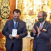 Una preciosa donación de un relicario de Oro ha sido ofrecida a la Virgen de Las Angustias de Alcalá del Río por su 50 aniversario