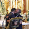 La Hermandad de la Esperanza Macarena de Sevilla ofreció a la Virgen de las Angustias de Alcalá del Río un Relicario de Oro, con motivo del 50 Anivers