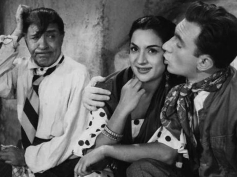 "Morena clara", en la sobremesa del domingo CANAL SUR TV | DOMINGO, 15:35 H.