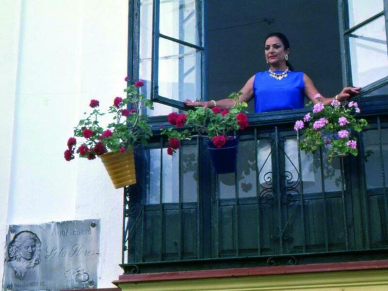 Los ojos de Lola Flores brillan más que nunca de cara a su centenario(Viva Jerez)