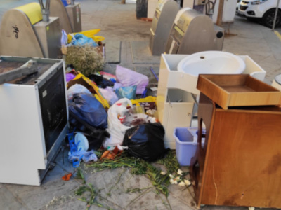 Falta de civismo y de educación medioambiental en Chipiona.