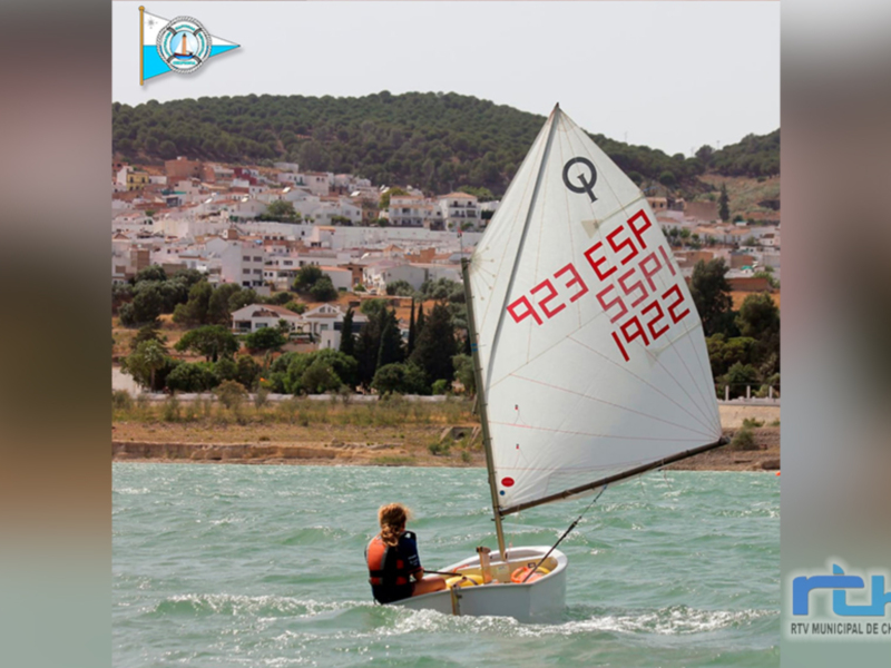 La jovencísima regatista chipionera Lidia Hernández subcampeona de Andalucía de Optimist en aguas interiores