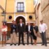 El Ayuntamiento de Sevilla otorga el primer Premio Almudena Grandes a la obra ‘Leña menuda’ de la escritora Marta Barrio.