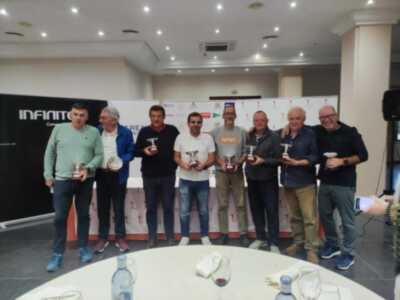 Celebrado el IX Campeonato de Golf de los Periodistas Deportivos de Andalucía Trofeo Reale Seguros con homenaje a Edu Abad y Santi Roldán