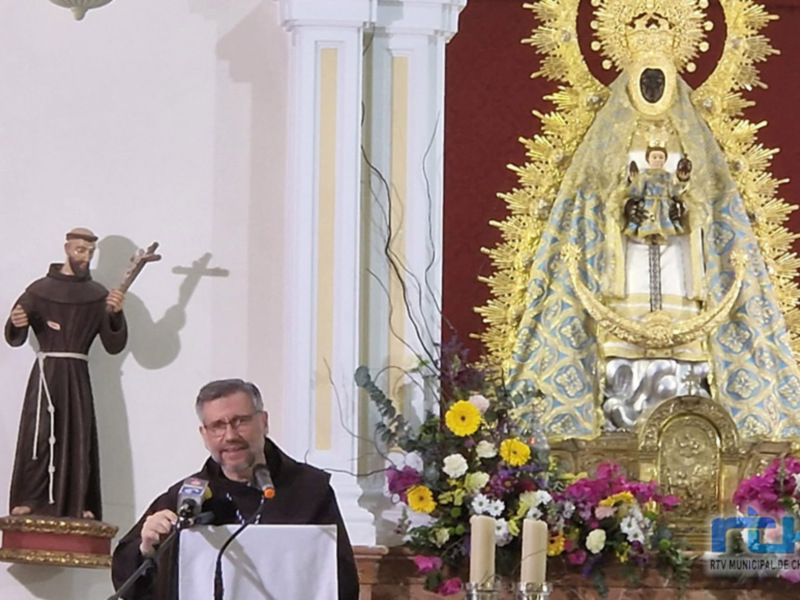 El pregón del Guardián del Santuario de Regla Fray Juan José Rodríguez y la presentación del cartel inician los actos de la Romería del Pinar 2023