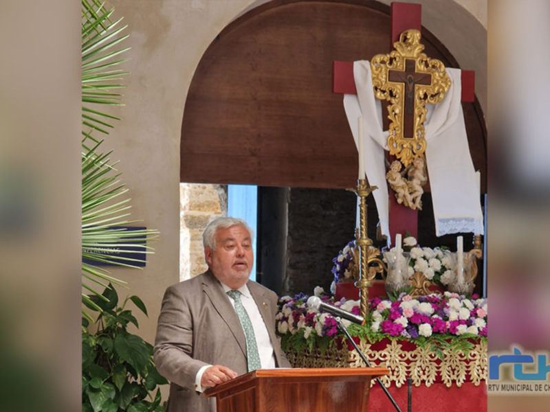 Las cruces de mayo estuvieron muy presentes este fin de semana en Chipiona con el pregón de Francisco Lobo Rodríguez y la procesión de los niños 
