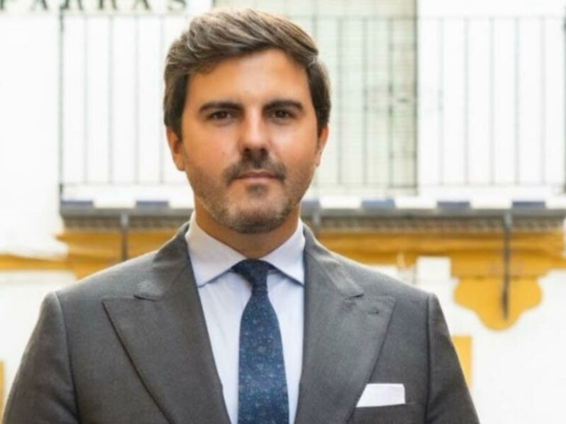 Mario Niebla del Toro, elegido nuevo hermano mayor del Rocío de la Macarena