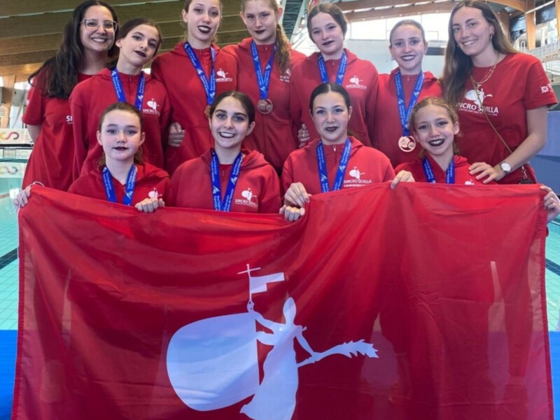 Recital del Club Natación Sincro Sevilla en los Campeonatos de España