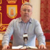 Pepe Mellado informa del inicio de las obras del PROFEA que comienzan con la reurbanización de la calle Poeta Miranda de Sardi     