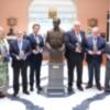 Exitosa presentación con lleno absoluto  en el Ateneo del libro "Cómo sonríe Sevilla" el mismo día 35 años después del Pregón de las Glorias del padre