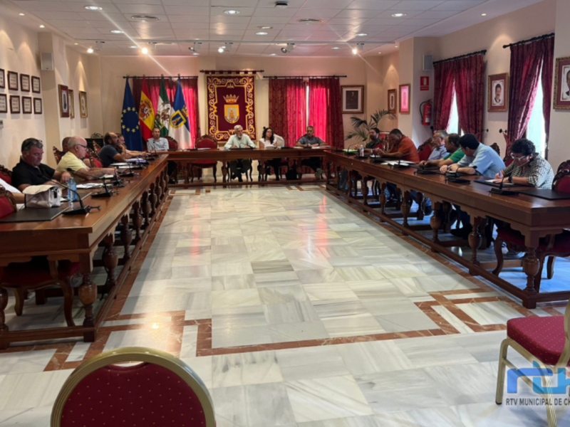 El Consejo Local Agrario celebrado ayer pone sobre la mesa la reutilización de las aguas procedentes de la EDAR y el uso de agua potable