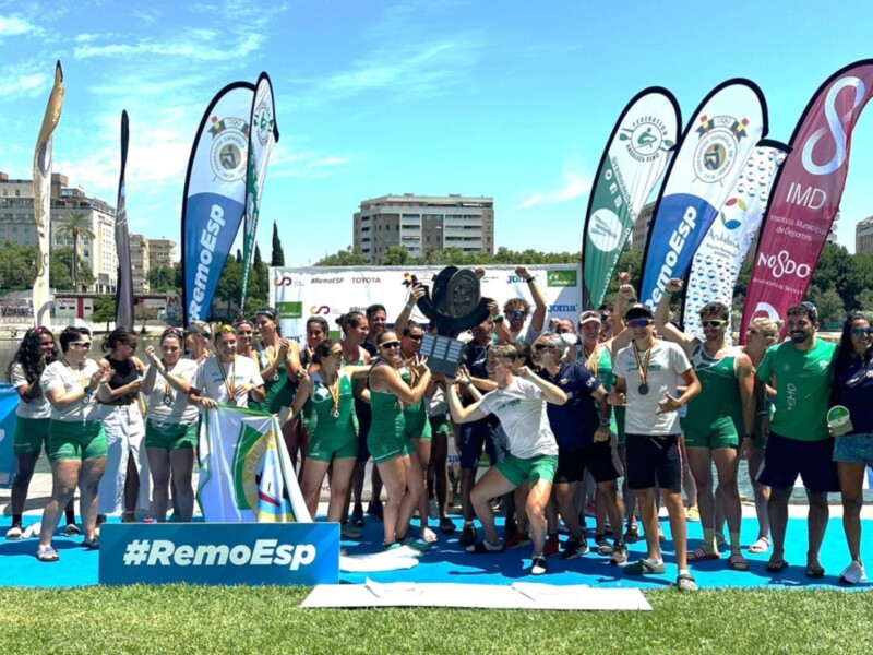 Exhibición del Club Náutico en los Campeonatos de España de remo olímpico y paralímpico