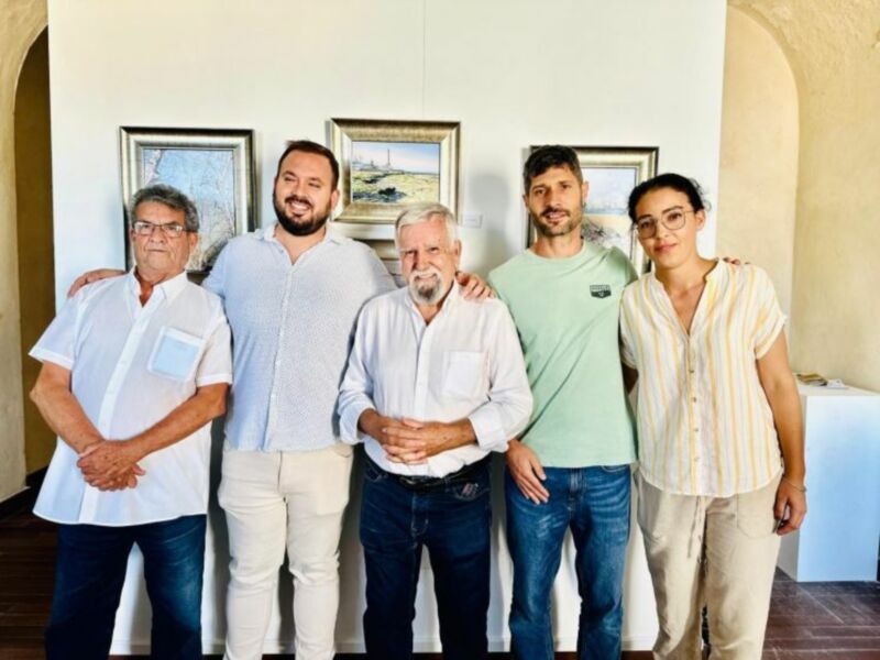 Inaugurada en el Castillo una exposición con obras de Christian Castro, Diego Montalbán, Paco Luque y María Villanueva