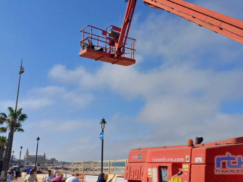 Eduardo Lorenzo anuncia que esta noche se entrenará la nueva iluminación de la playa de Regla