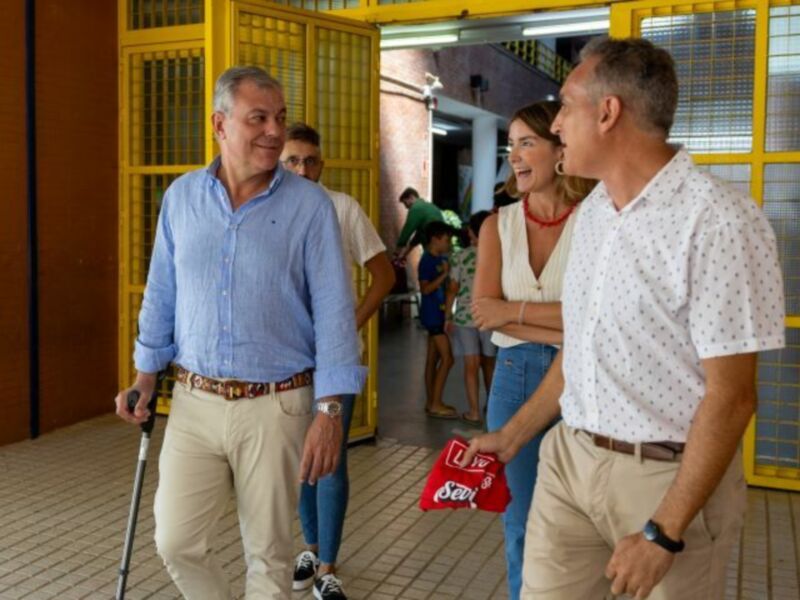 Trece colegios públicos de Sevilla ya cuentan con cámaras de inteligencia artificial instaladas por el Ayuntamiento hispalense