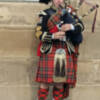 El Kilt: La Tradicional Falda Escocesa que Define su Identidad Cultural" 