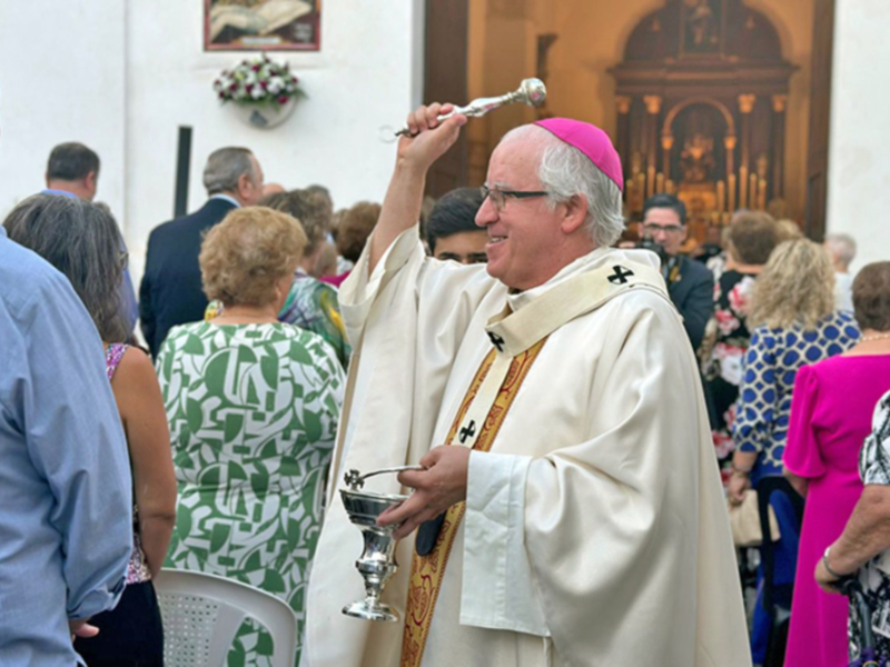 Inauguración de la Real Ermita de San Gregorio de Osset de Alcalá del Río por monseñor José Ángel Saiz Menees