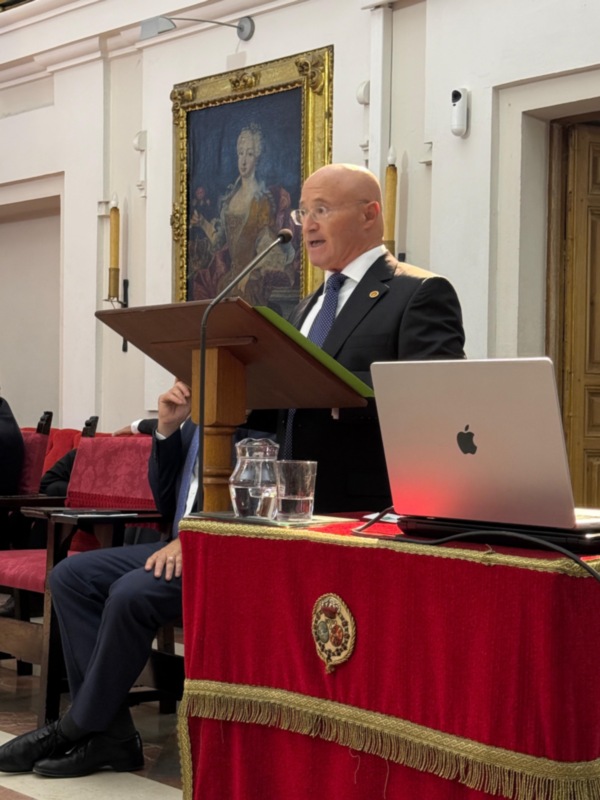 Manuel Eugenio Dorado nuevo Académico Correspondiente de la Real Academia de Medicina y Cirugía de Sevilla
