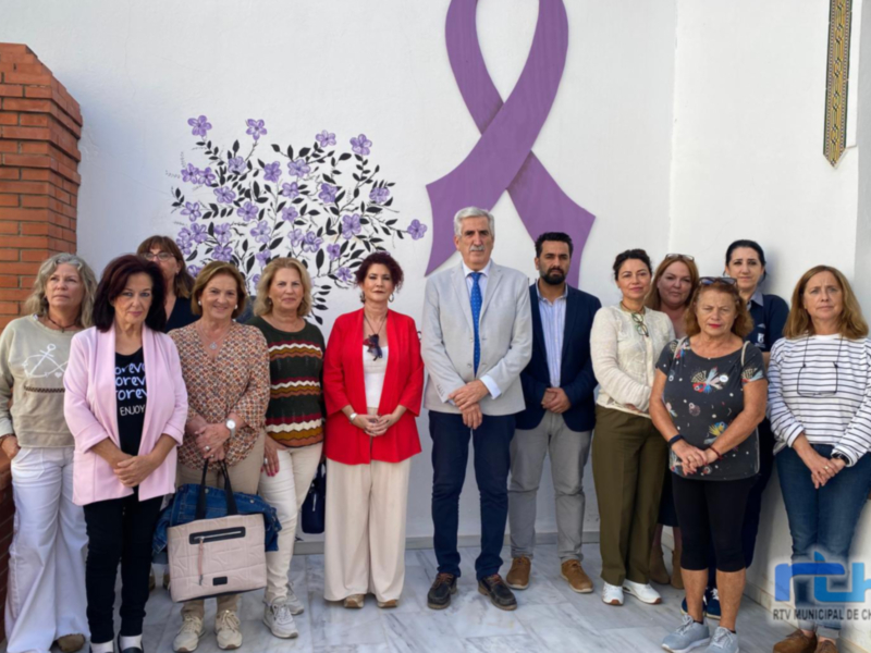 Chipiona recuerda con un minuto de silencio a las 39 mujeres fallecidas en lo que va de este año a causa violencia de género