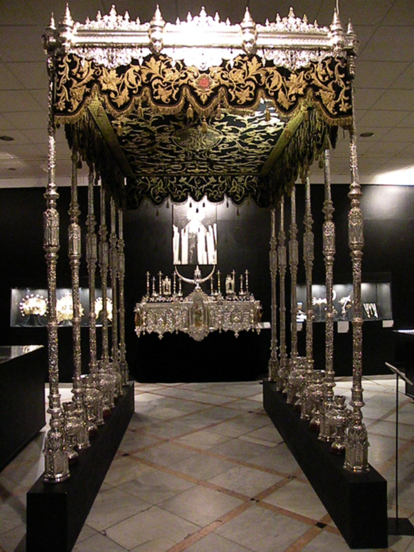  El Círculo Mercantil acoge la muestra "El convento de San Roque, el corazón de María" en Sevilla.