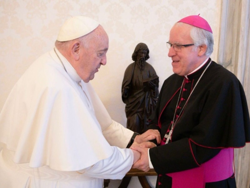 La Archidiócesis de Sevilla convoca a todos los fieles en la Catedral para rezar por el Papa Francisco