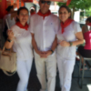 Lejos de Pamplona, cerca del alma Sevilla se viste de rojo y blanco
