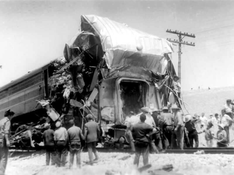 EL CHOQUE DE TRENES EN  EL CUERVO .