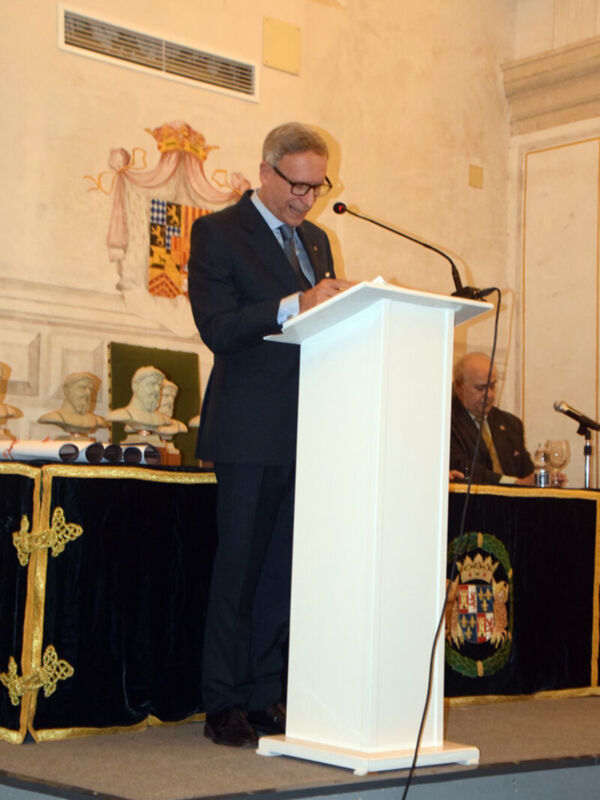  Reconocimiento a los guardianes del legado cultural en un acto celebrado en el histórico palacio sevillano