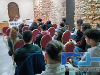 En marcha un curso gratuito que forma a quince personas que informen del patrimonio de los corrales de pesca en Chipiona